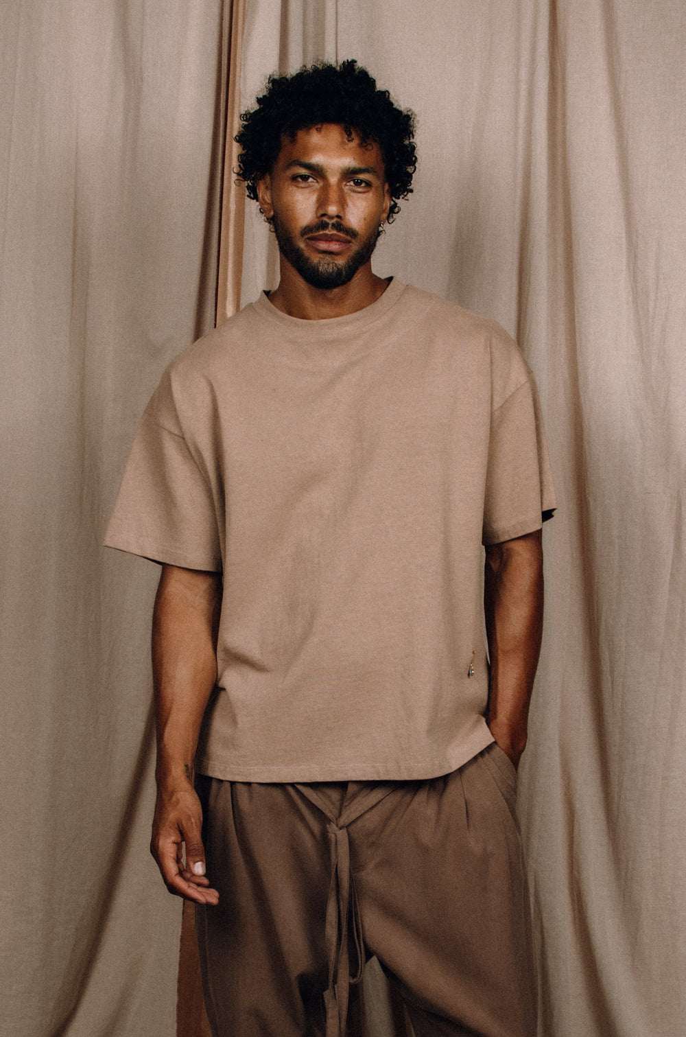 AMERICAN TEE BROWN 1