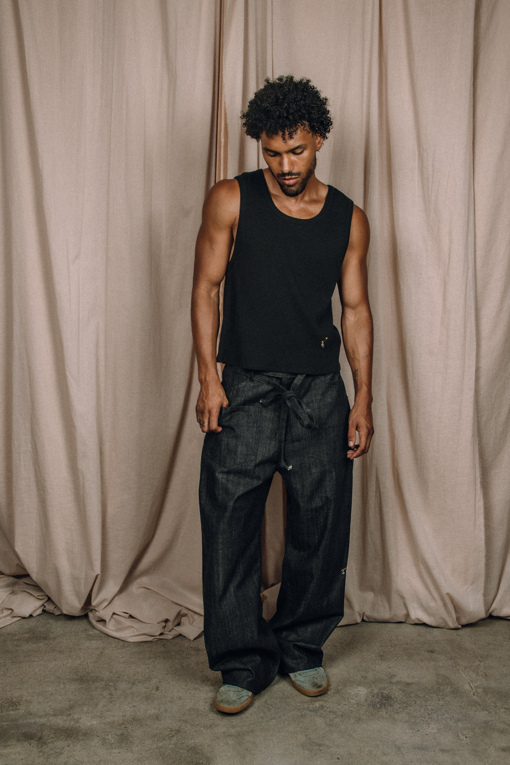 ELIO BLACK