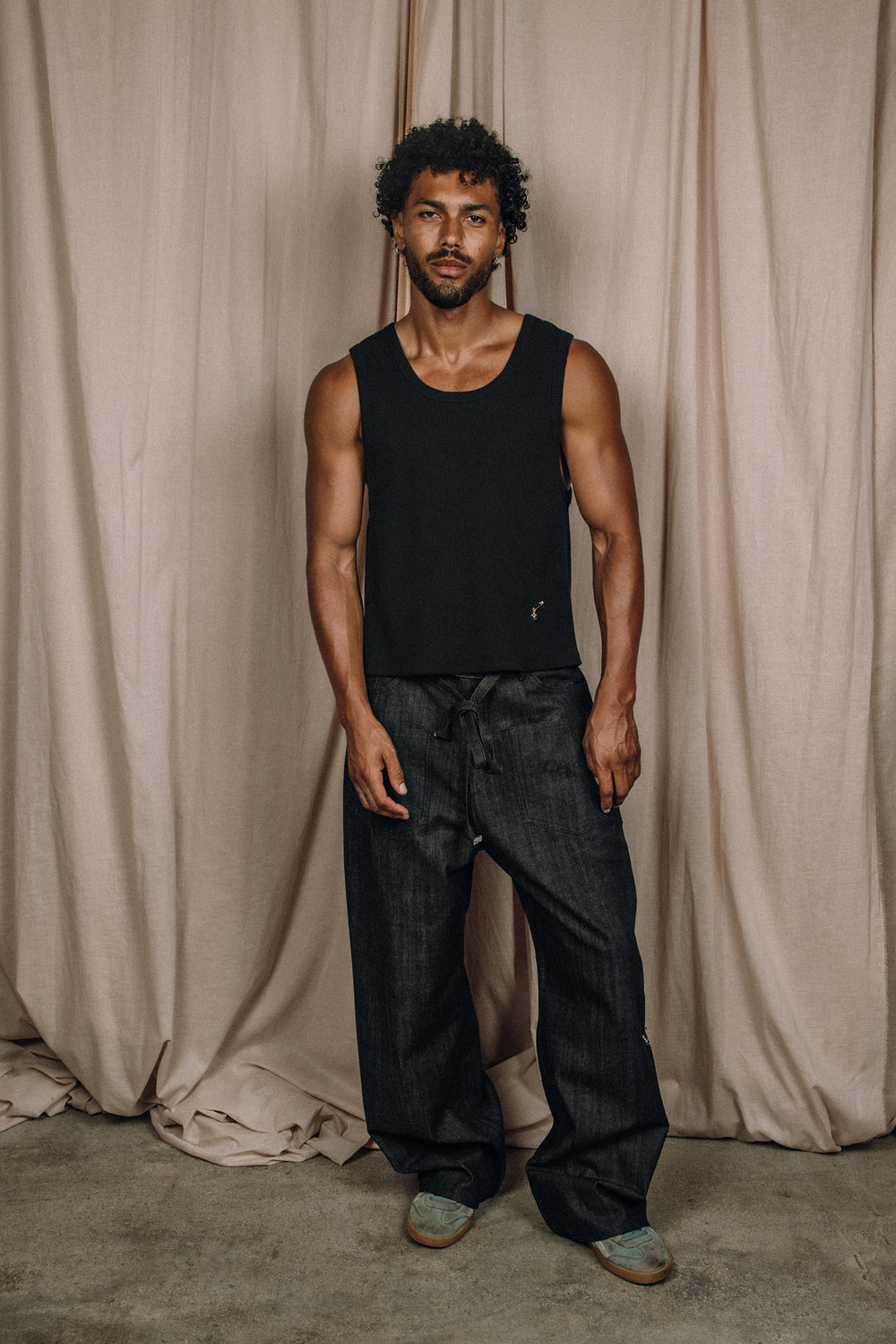 ELIO BLACK