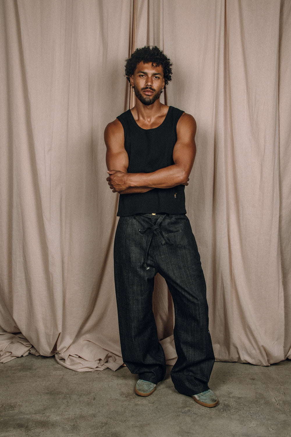 ELIO BLACK