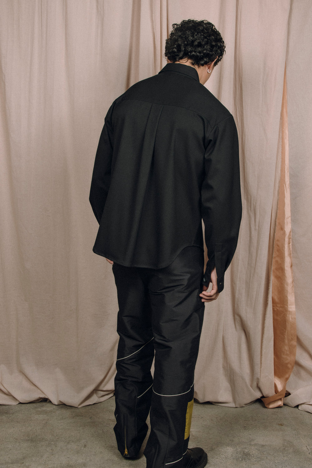 MOMA BLACK