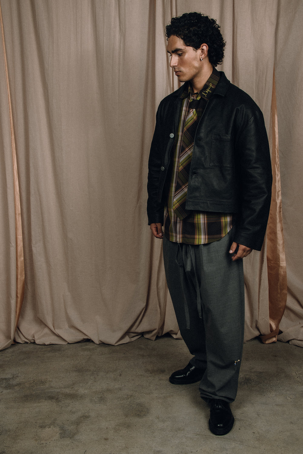 BAR JACKET BLACK