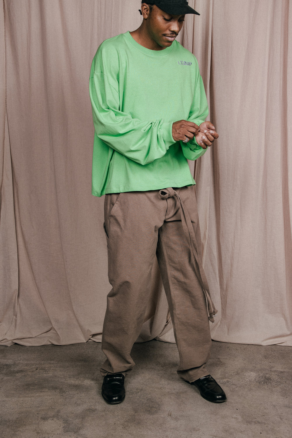 TENT TEE, SPROUT CROP