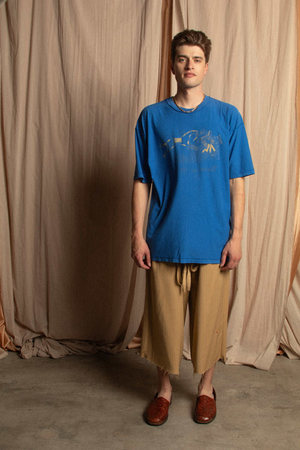 REPURPOSE TEE PLAY MAN PLAY