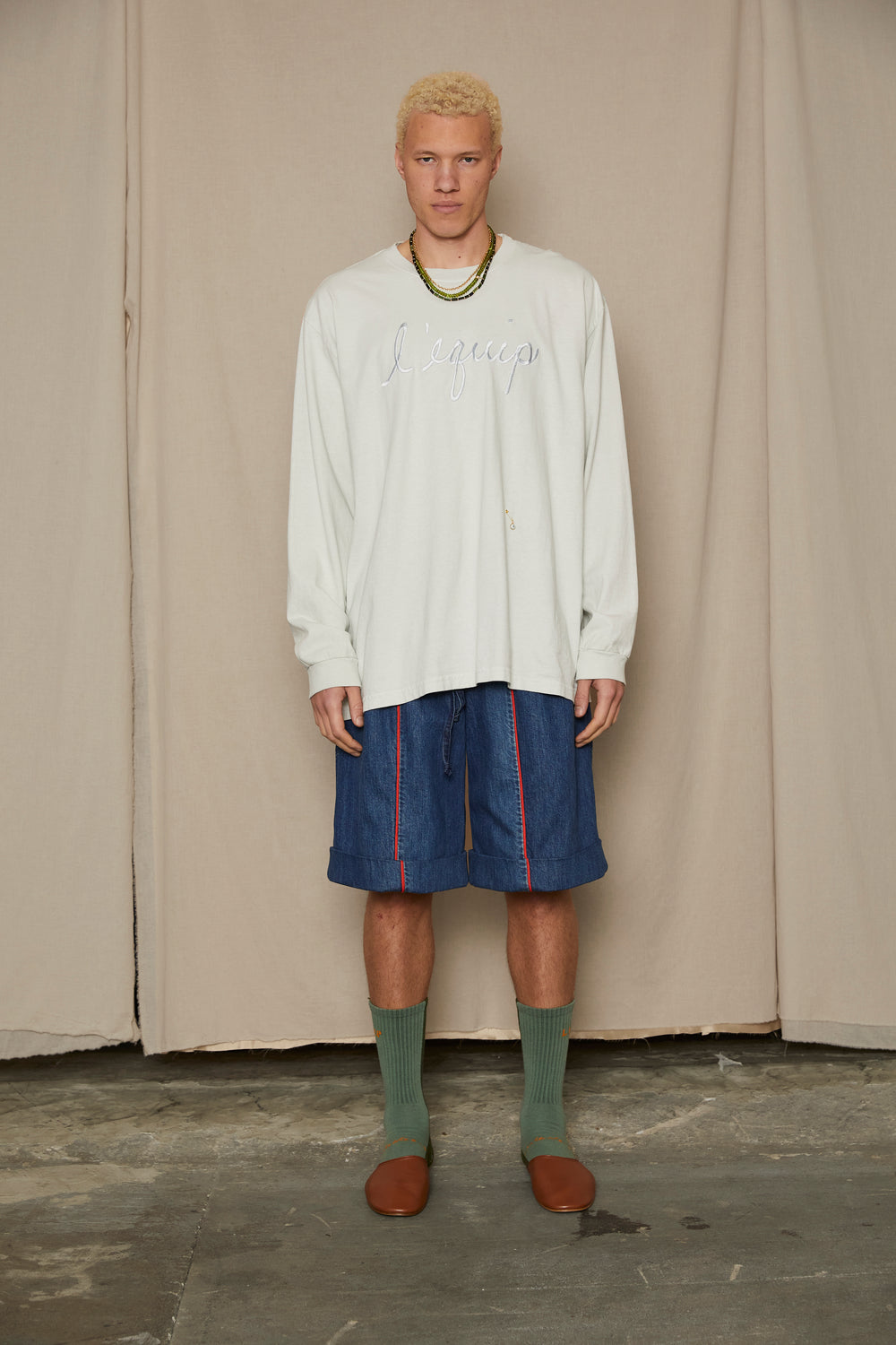 TENT TEE PUTTY